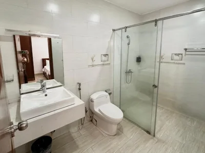Quynh Giang Hotel - 10 minutes to Tan Son Nhat Airport – Photos 3